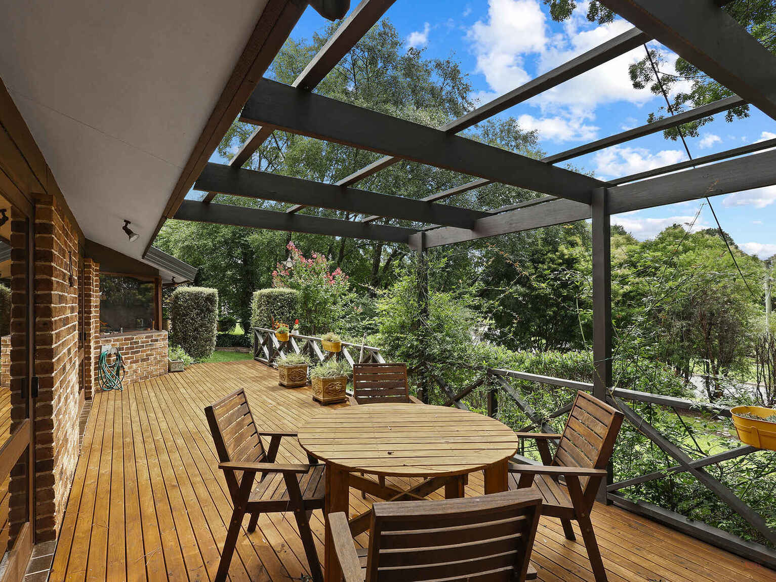 9 Farnborough Drive Moss Vale