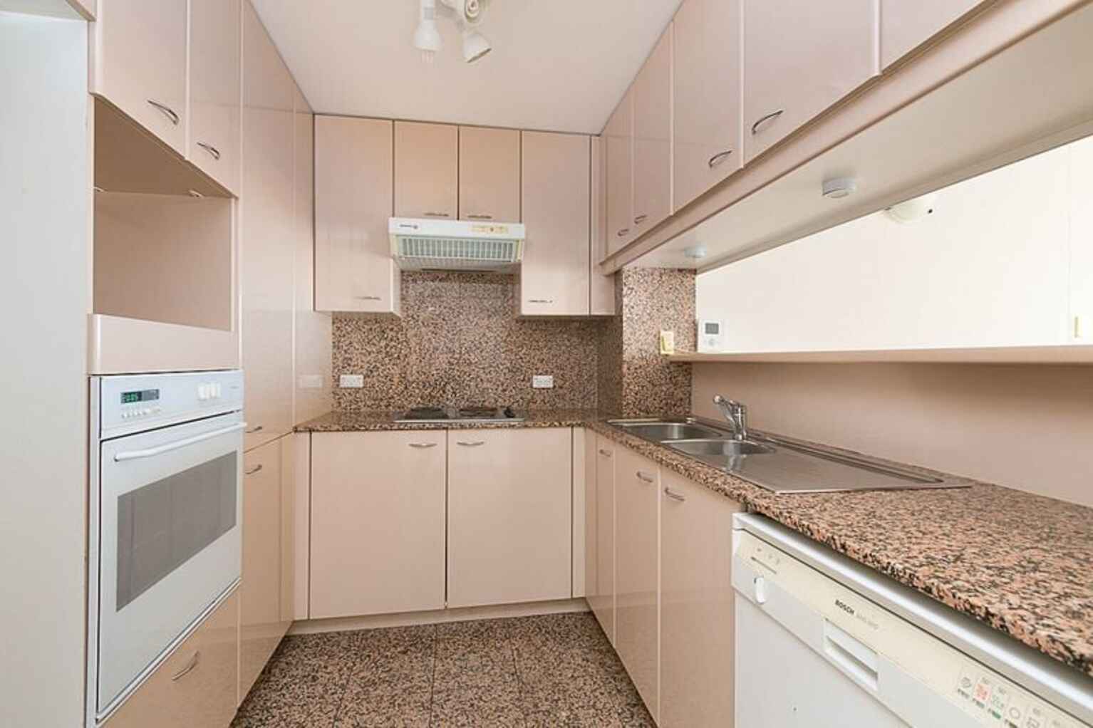 802/2-6 Birtley Place Elizabeth Bay 802/2-6 Birtley Place Elizabeth Bay