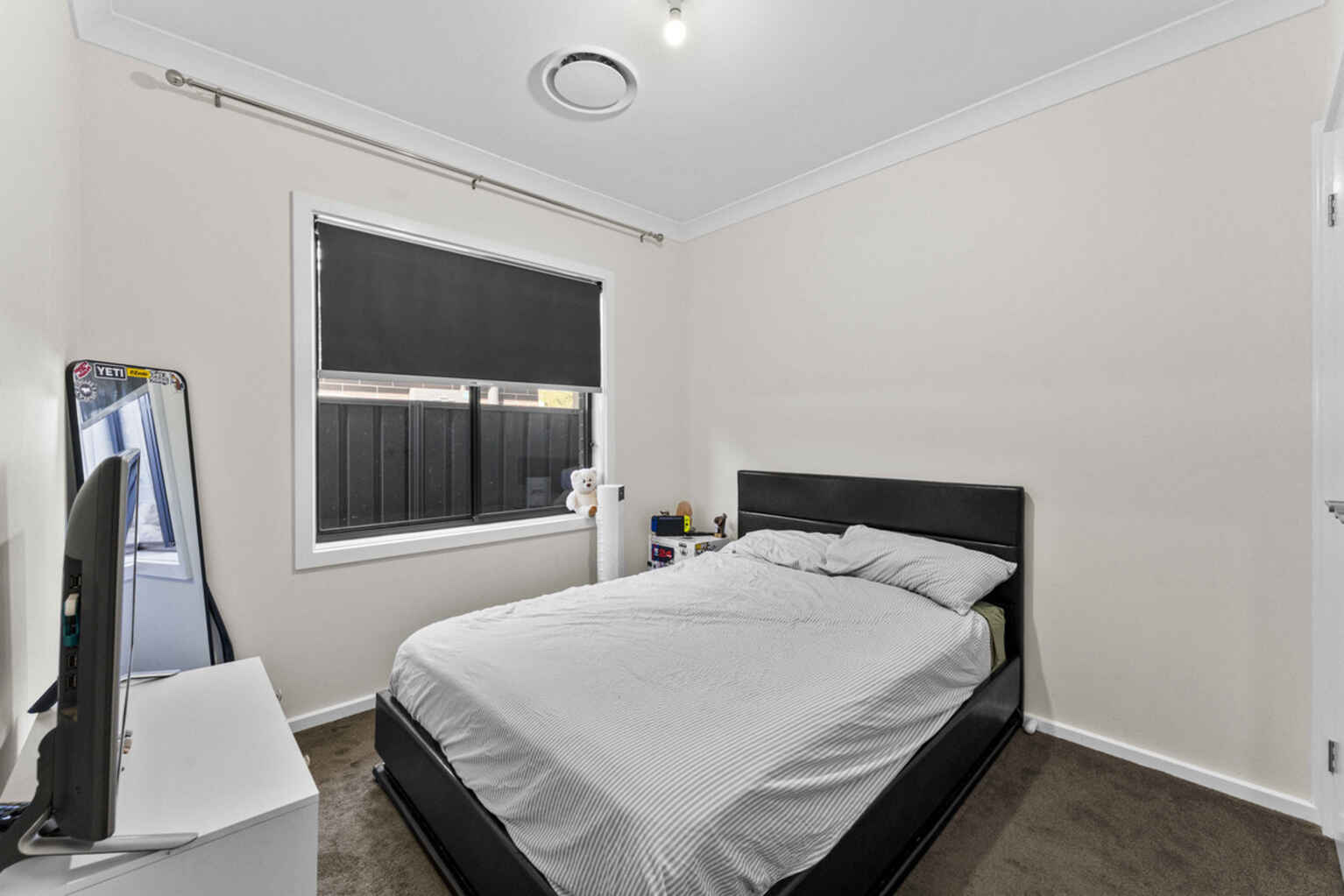 147b Wommara Avenue Belmont North