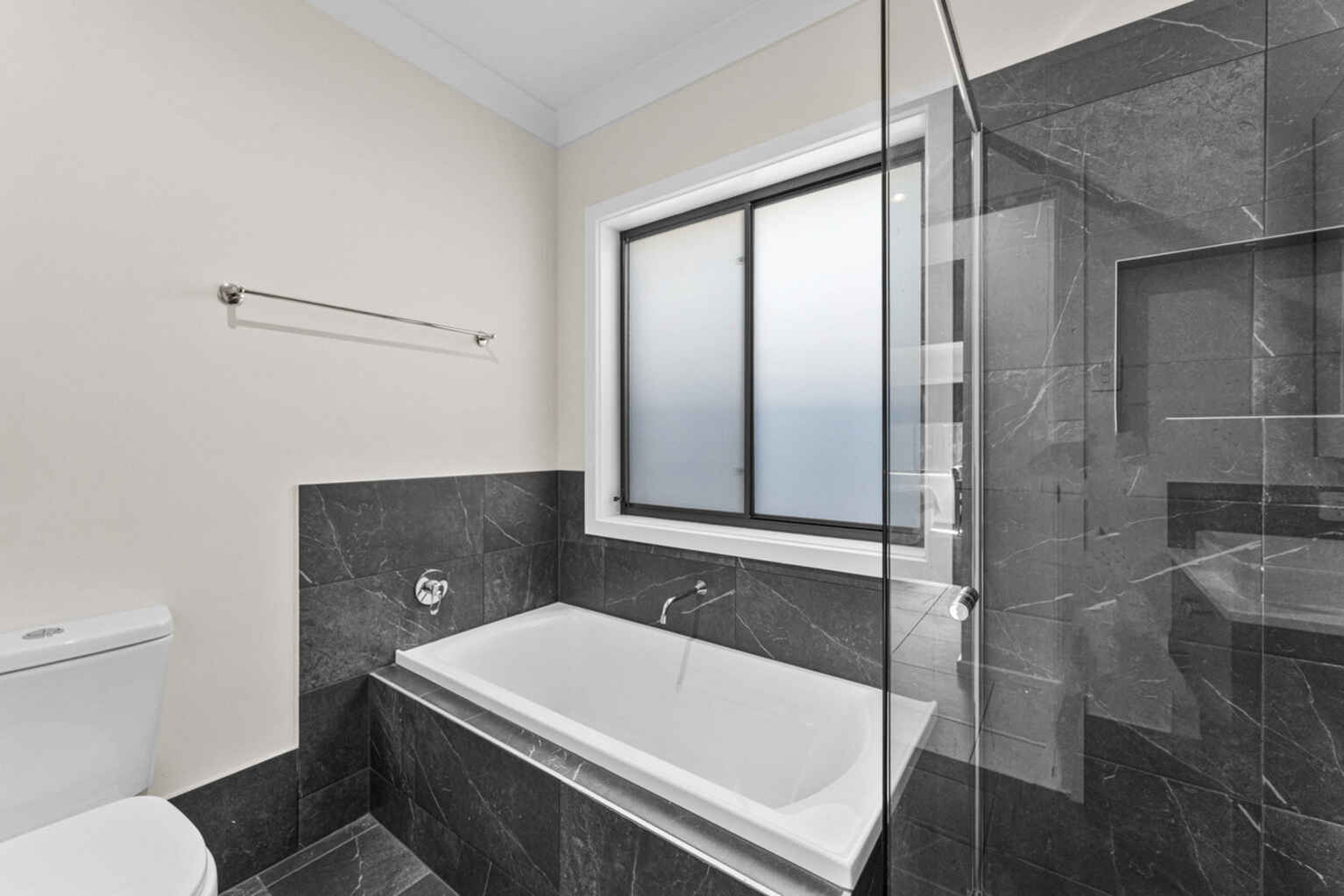 147b Wommara Avenue Belmont North