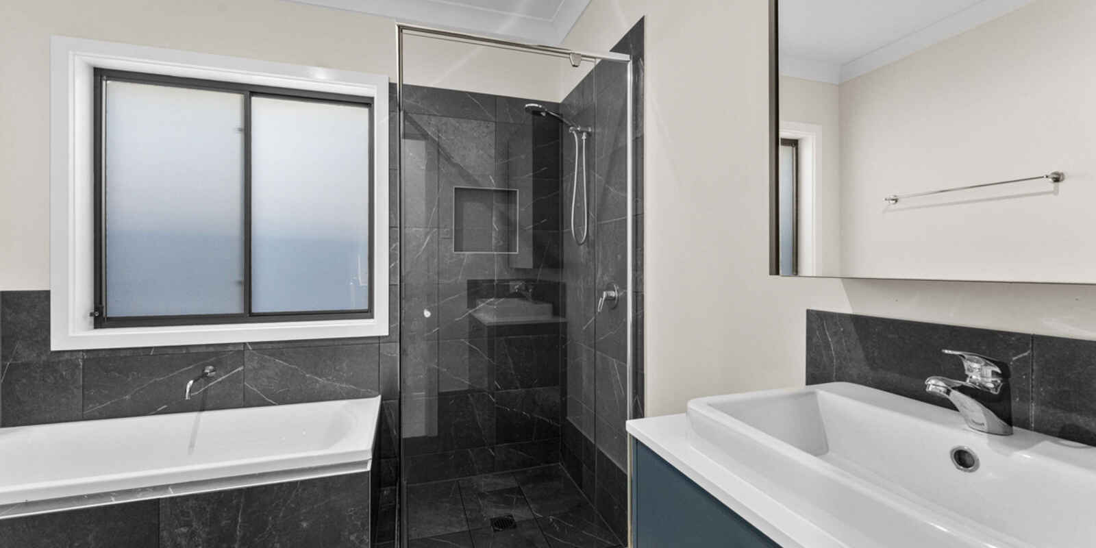 147b Wommara Avenue Belmont North