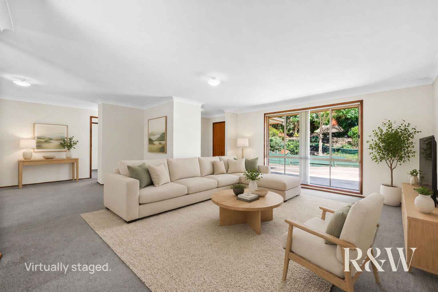 37 MOUNT HUON CIRCUIT Glen Alpine