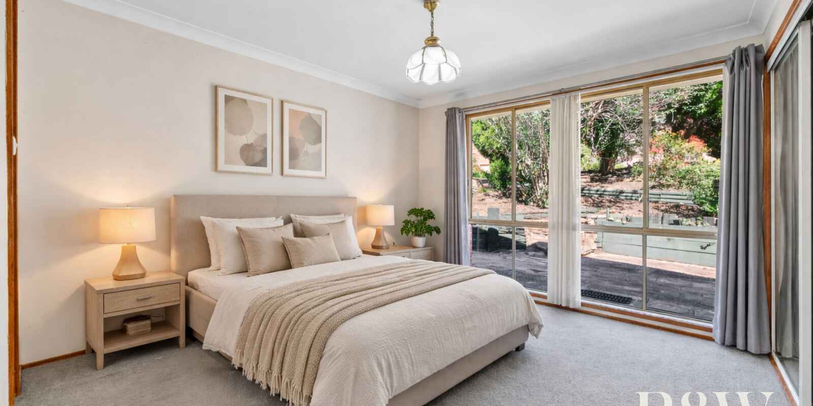 37 MOUNT HUON CIRCUIT Glen Alpine