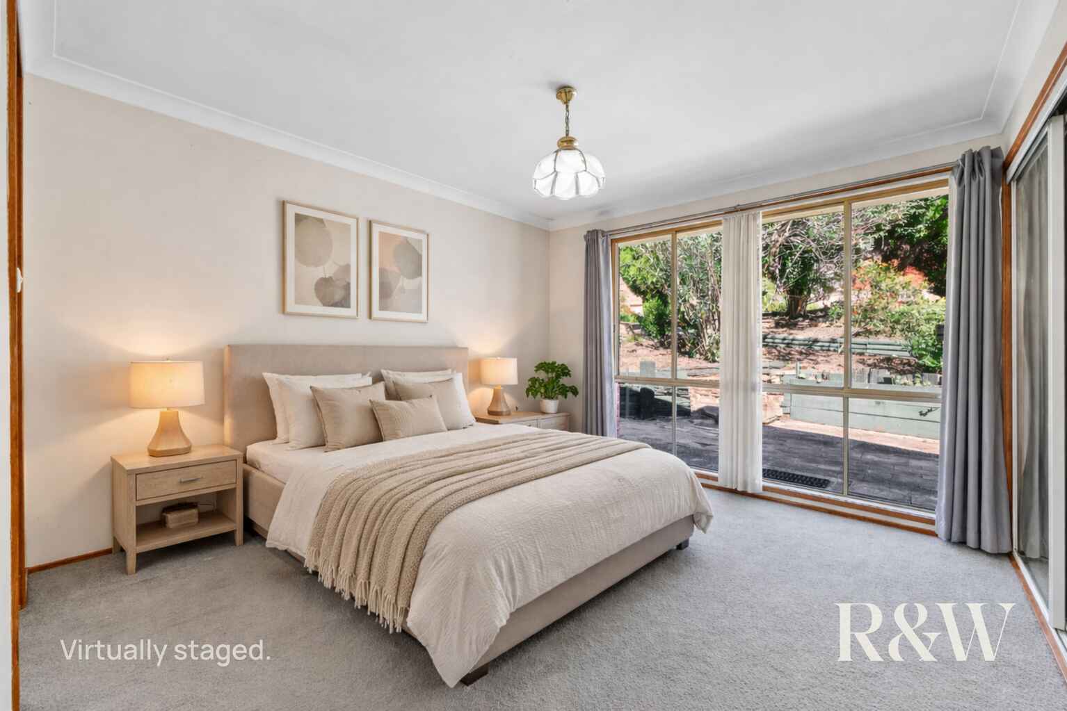 37 MOUNT HUON CIRCUIT Glen Alpine