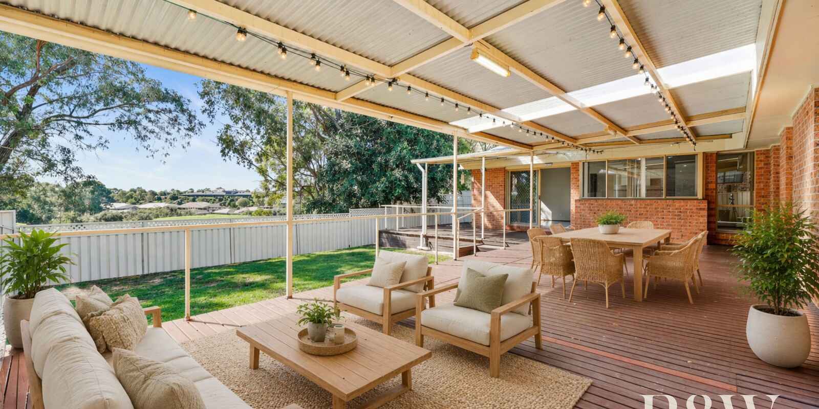 37 MOUNT HUON CIRCUIT Glen Alpine