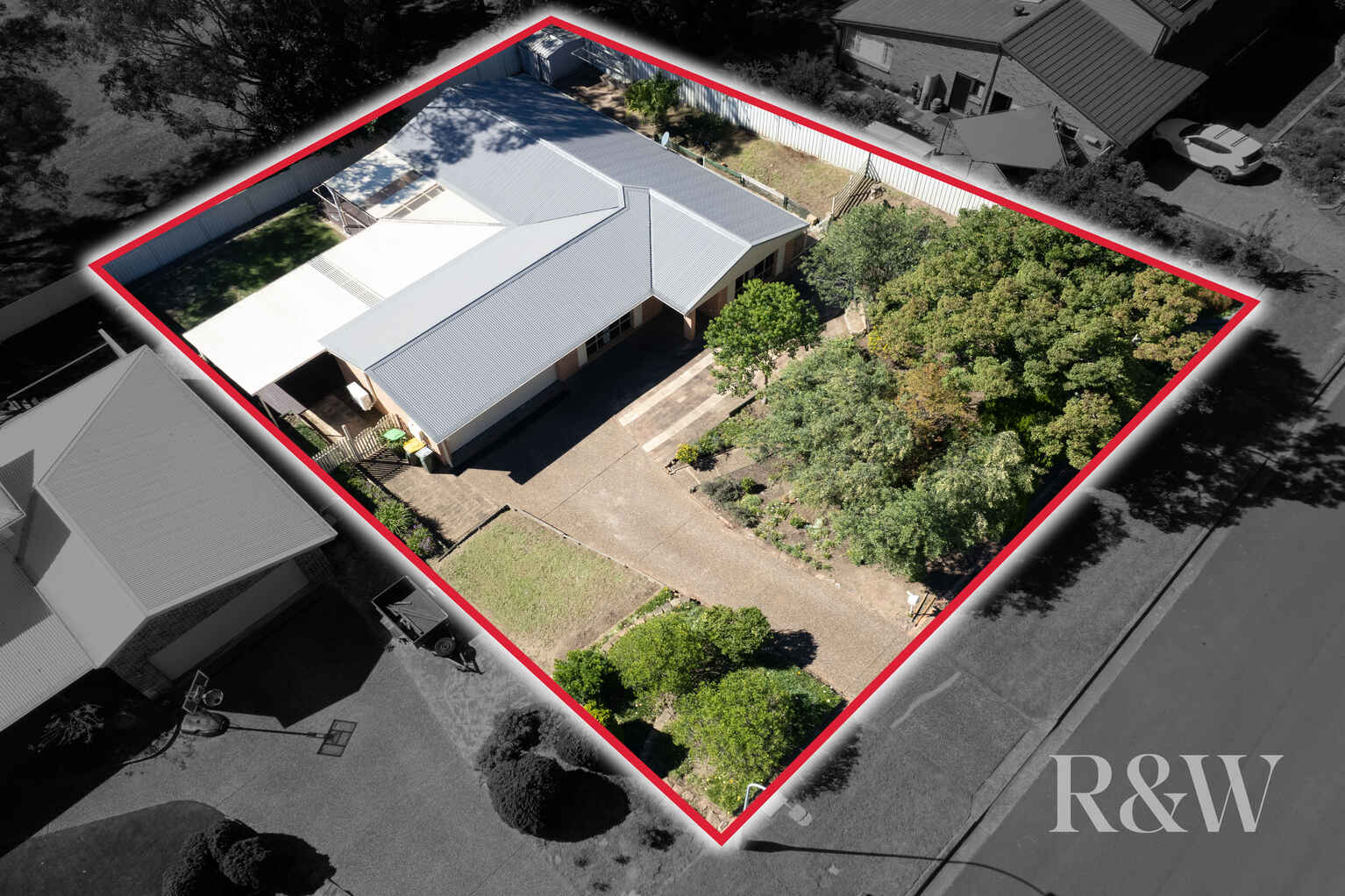 37 MOUNT HUON CIRCUIT Glen Alpine