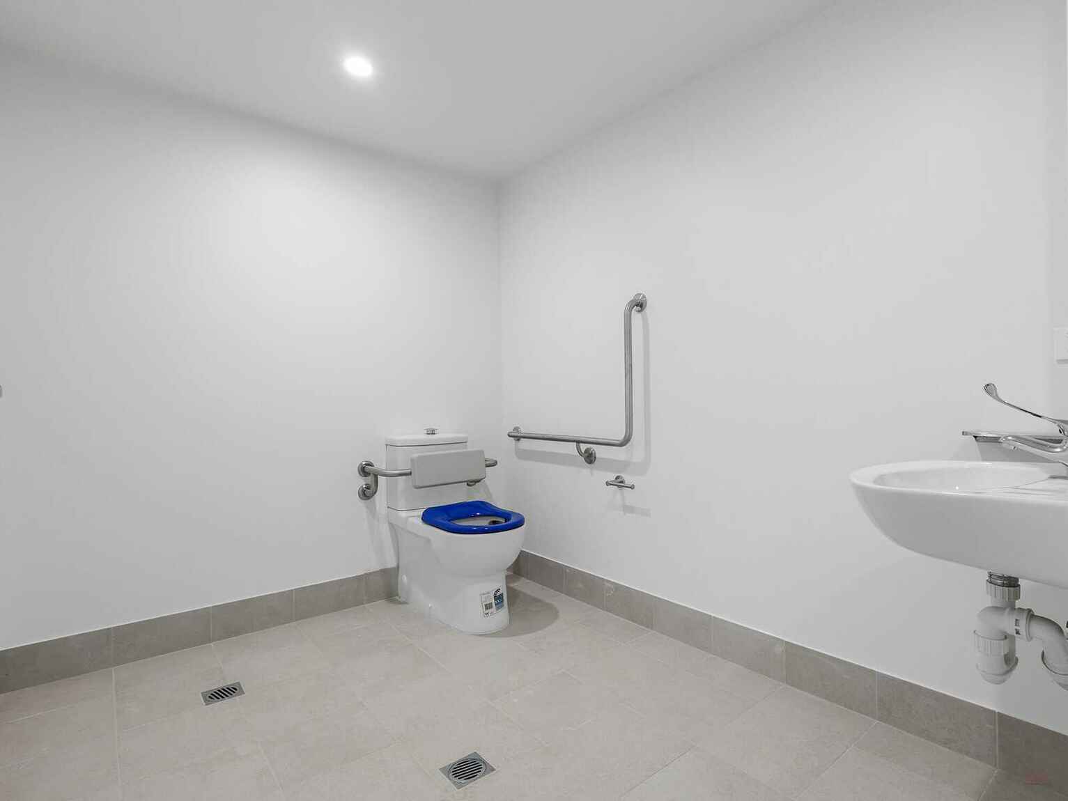 1-3/15 Old Dairy Close Moss Vale