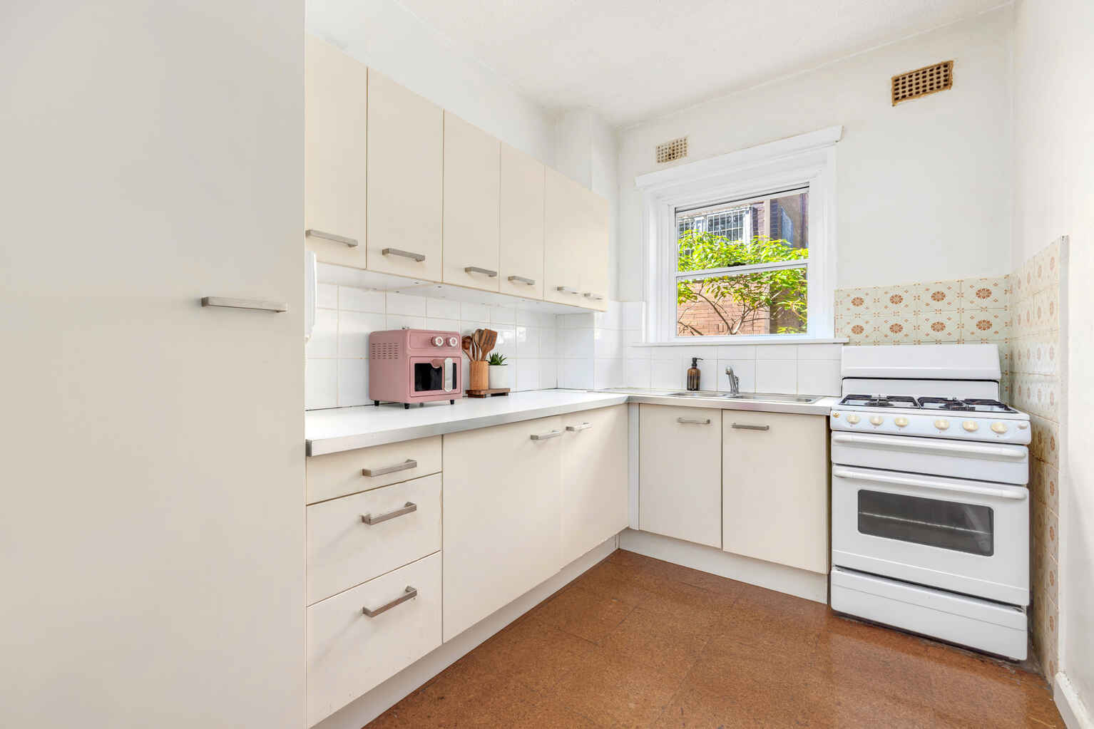 4/48 Sir Thomas Mitchell Road Bondi Beach