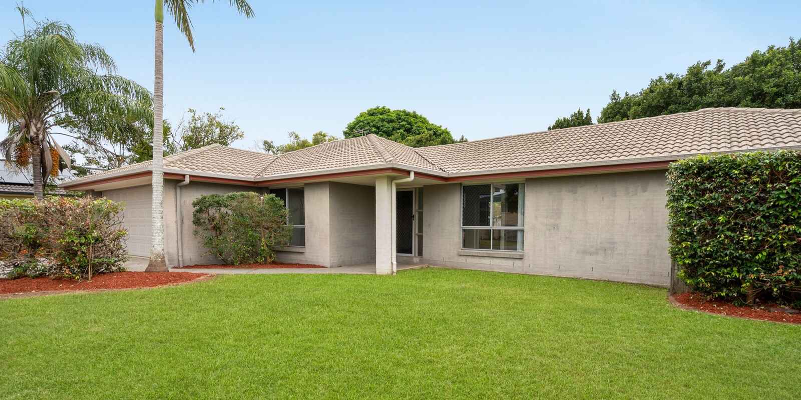 15 Greenwich Court Bellmere