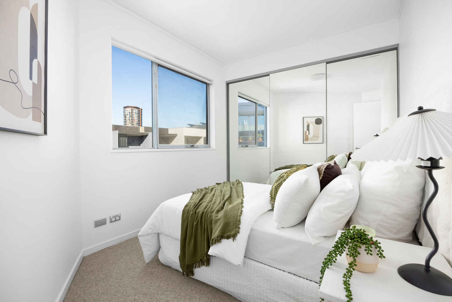 432/2-4  Powell Street Waterloo