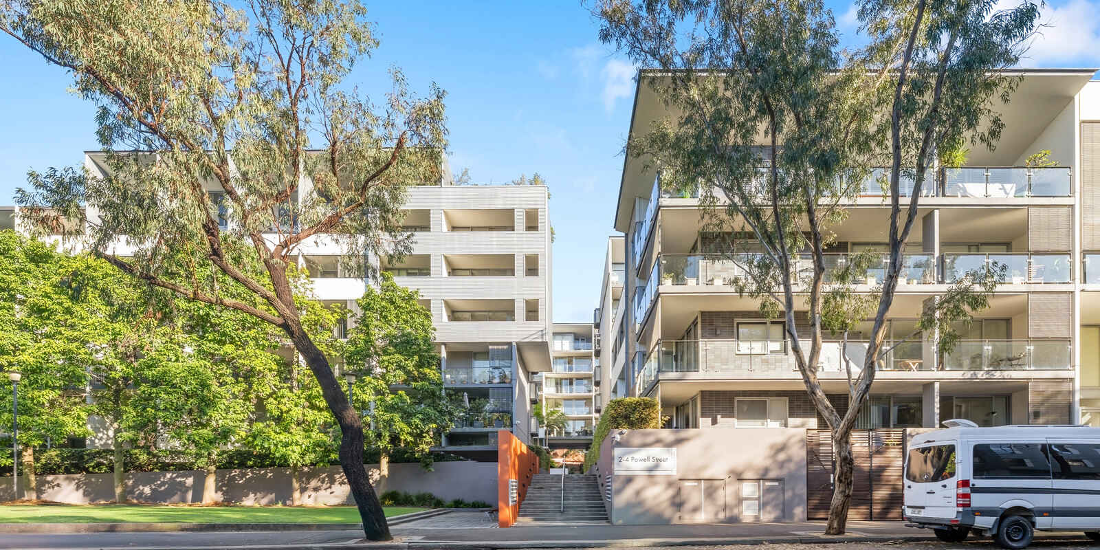 432/2-4  Powell Street Waterloo