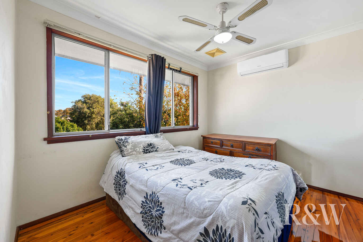 48 ATHEL TREE CRESCENT Bradbury