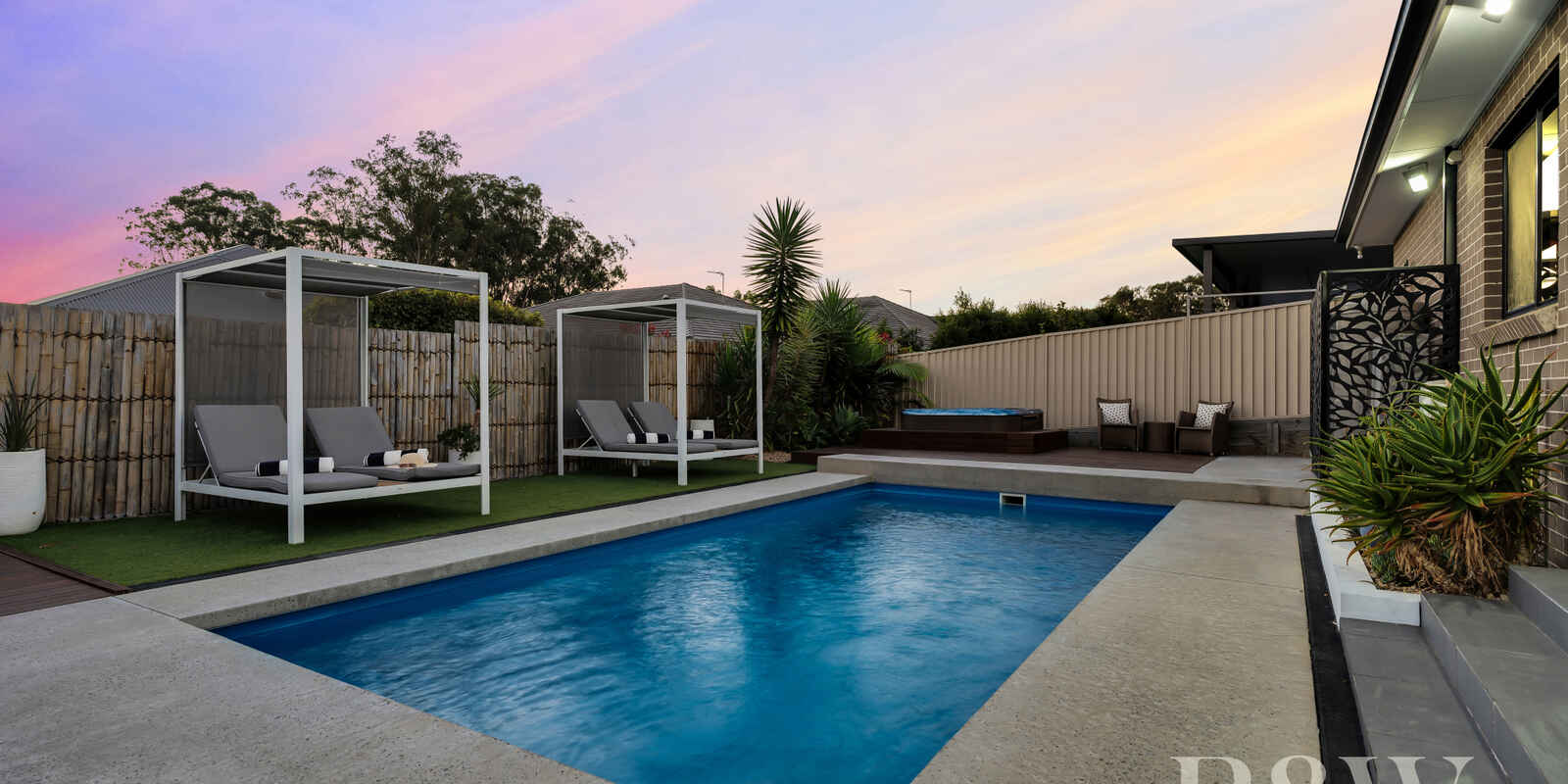 18 GOVERNOR DRIVE Harrington Park