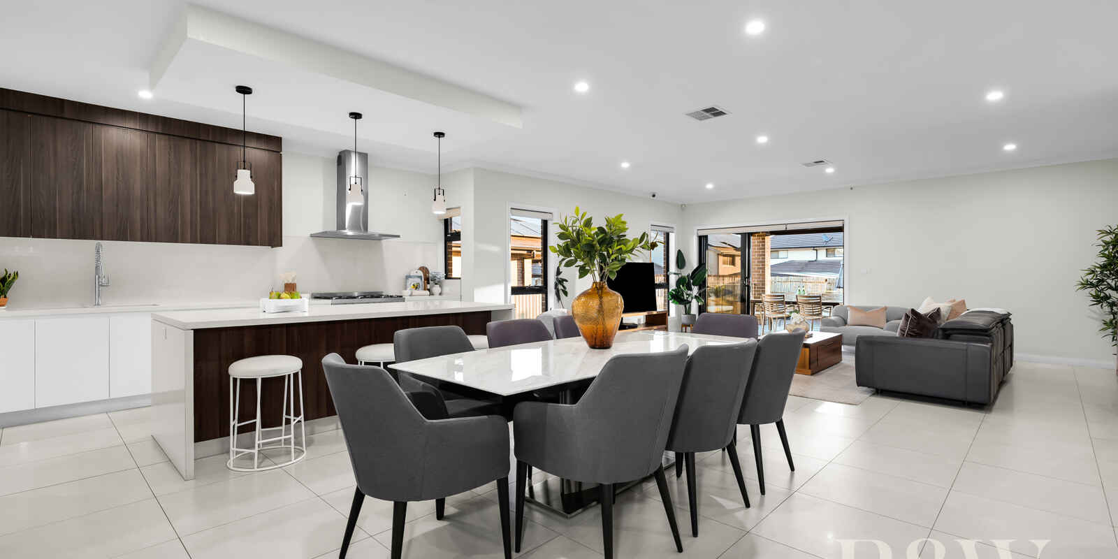 18 GOVERNOR DRIVE Harrington Park