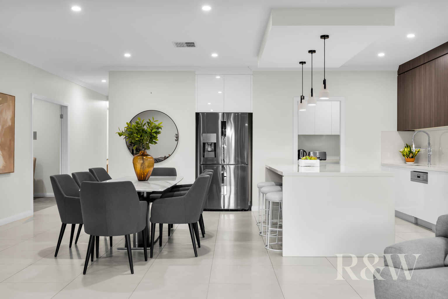 18 GOVERNOR DRIVE Harrington Park