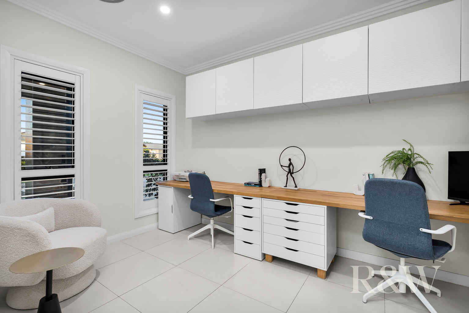 18 GOVERNOR DRIVE Harrington Park