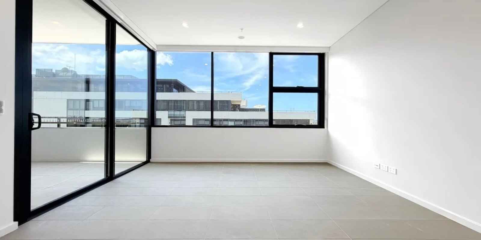 506/2B Appleroth Street Melrose Park