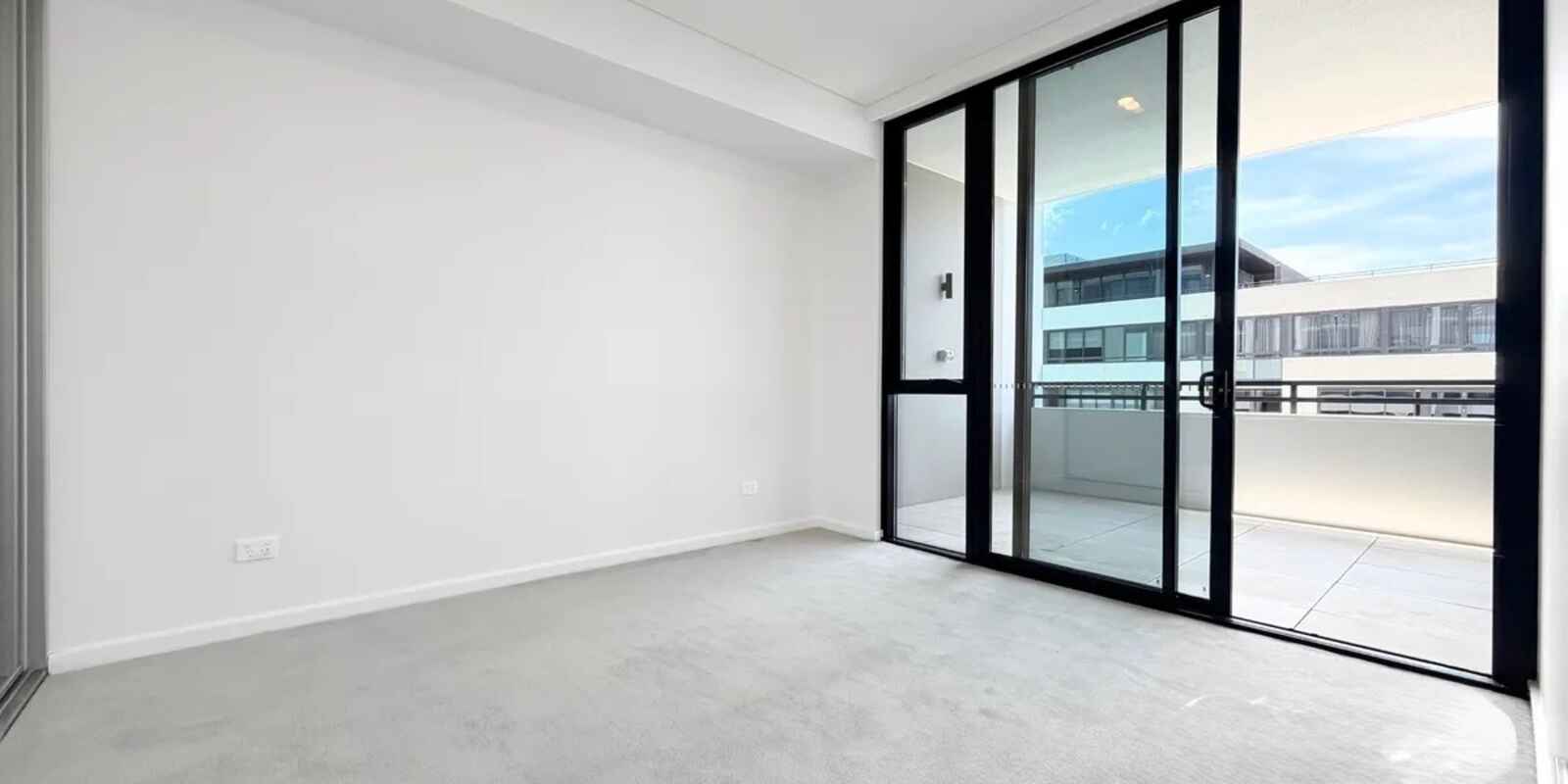 506/2B Appleroth Street Melrose Park