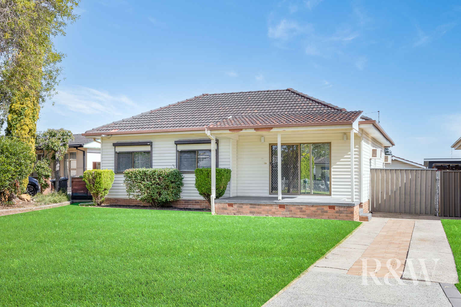 30 DARWIN ROAD Campbelltown