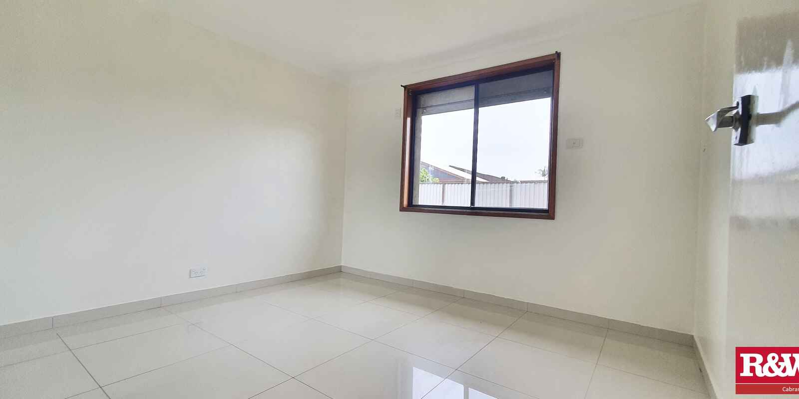 2 Hook Place Wakeley