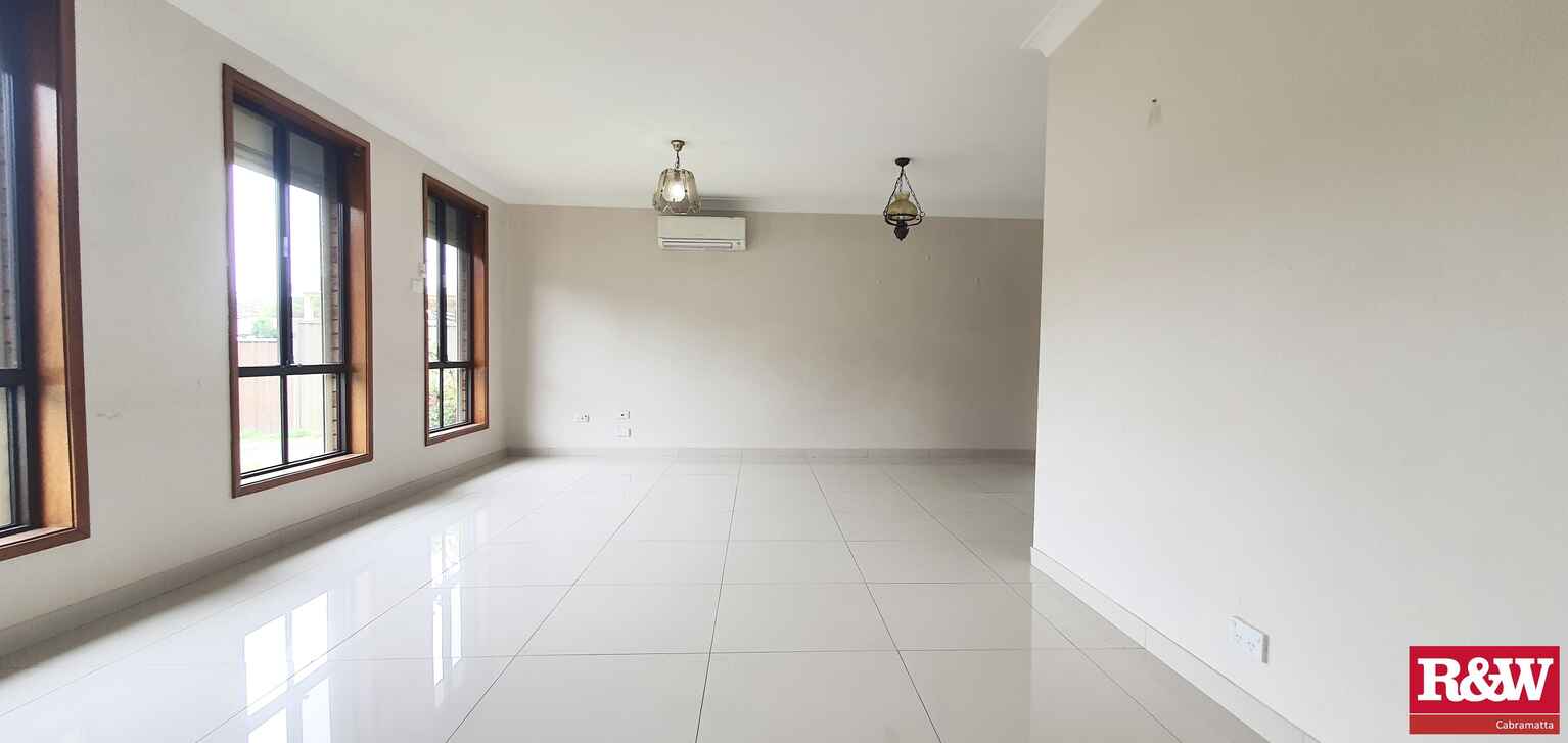 2 Hook Place Wakeley