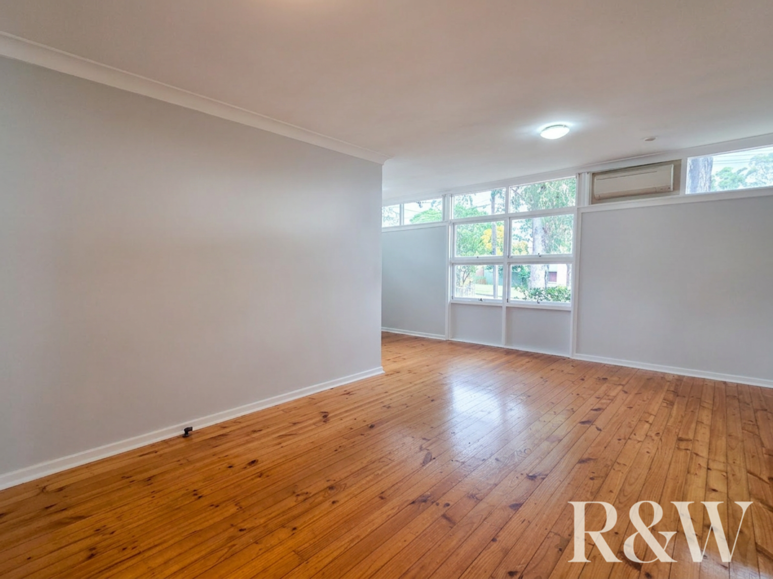 15 Kurama Crescent Whalan