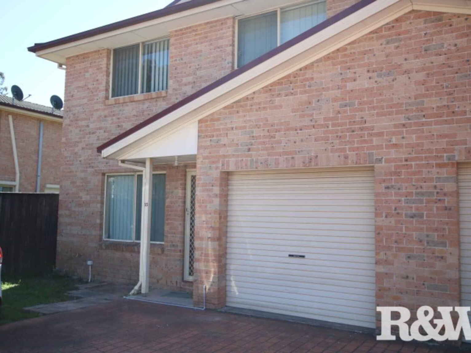 15/2 Charlotte Road Rooty Hill