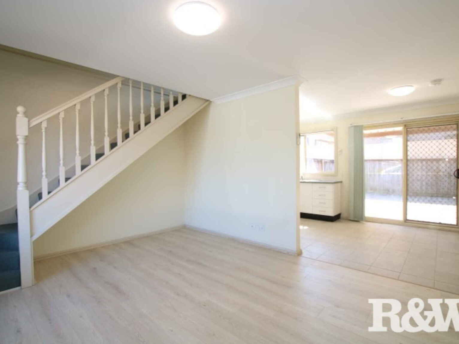 15/2 Charlotte Road Rooty Hill