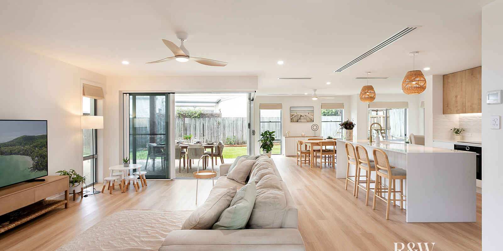 1 Crestview Drive Peregian Springs