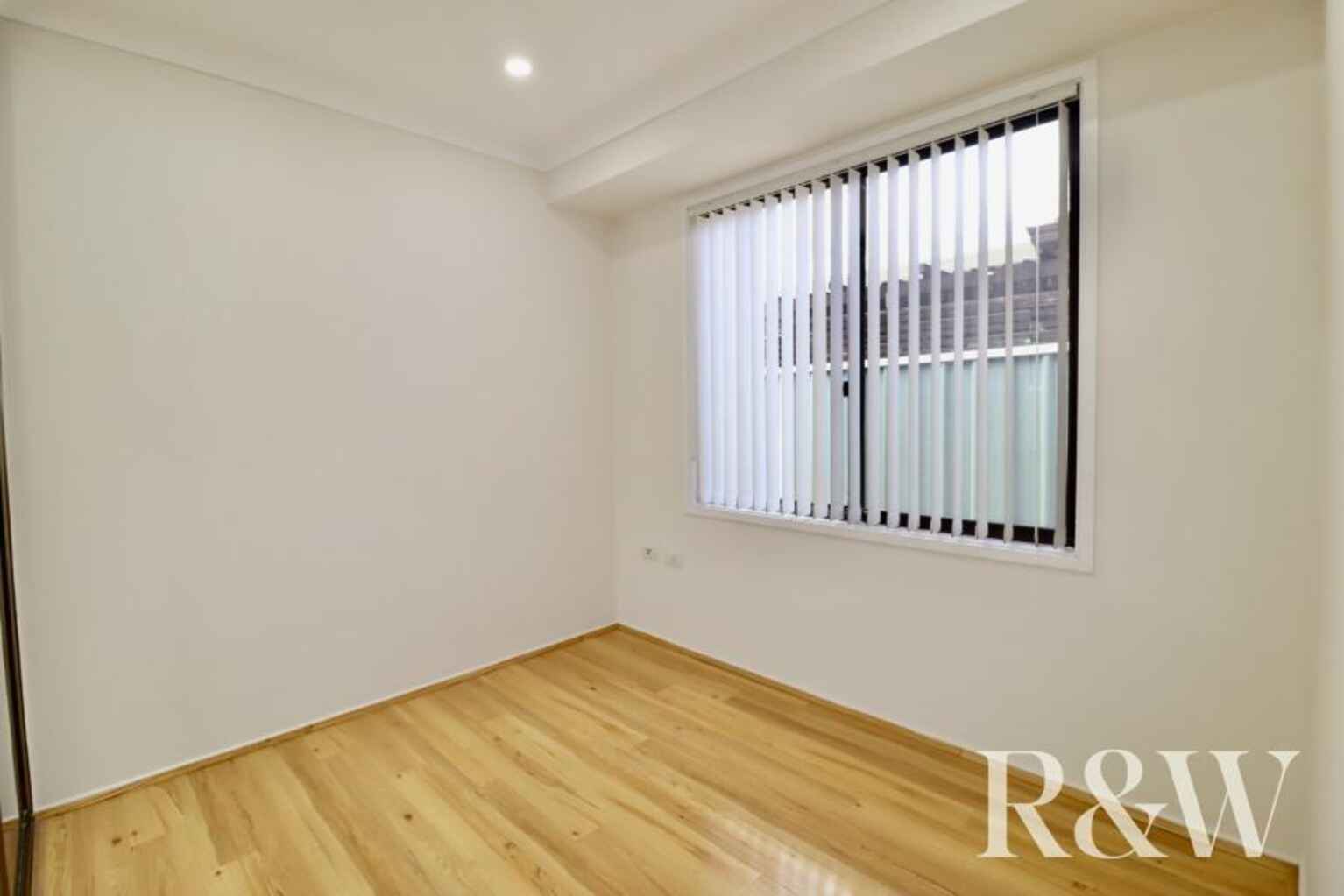 8 Timesweep Drive St Clair