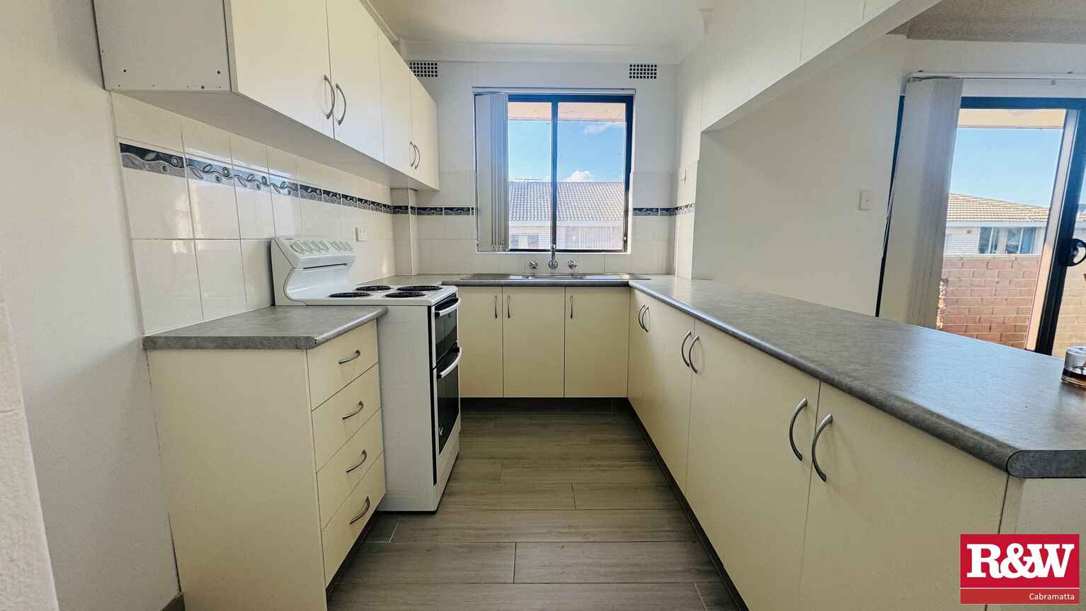 6/32 Hill Street Cabramatta