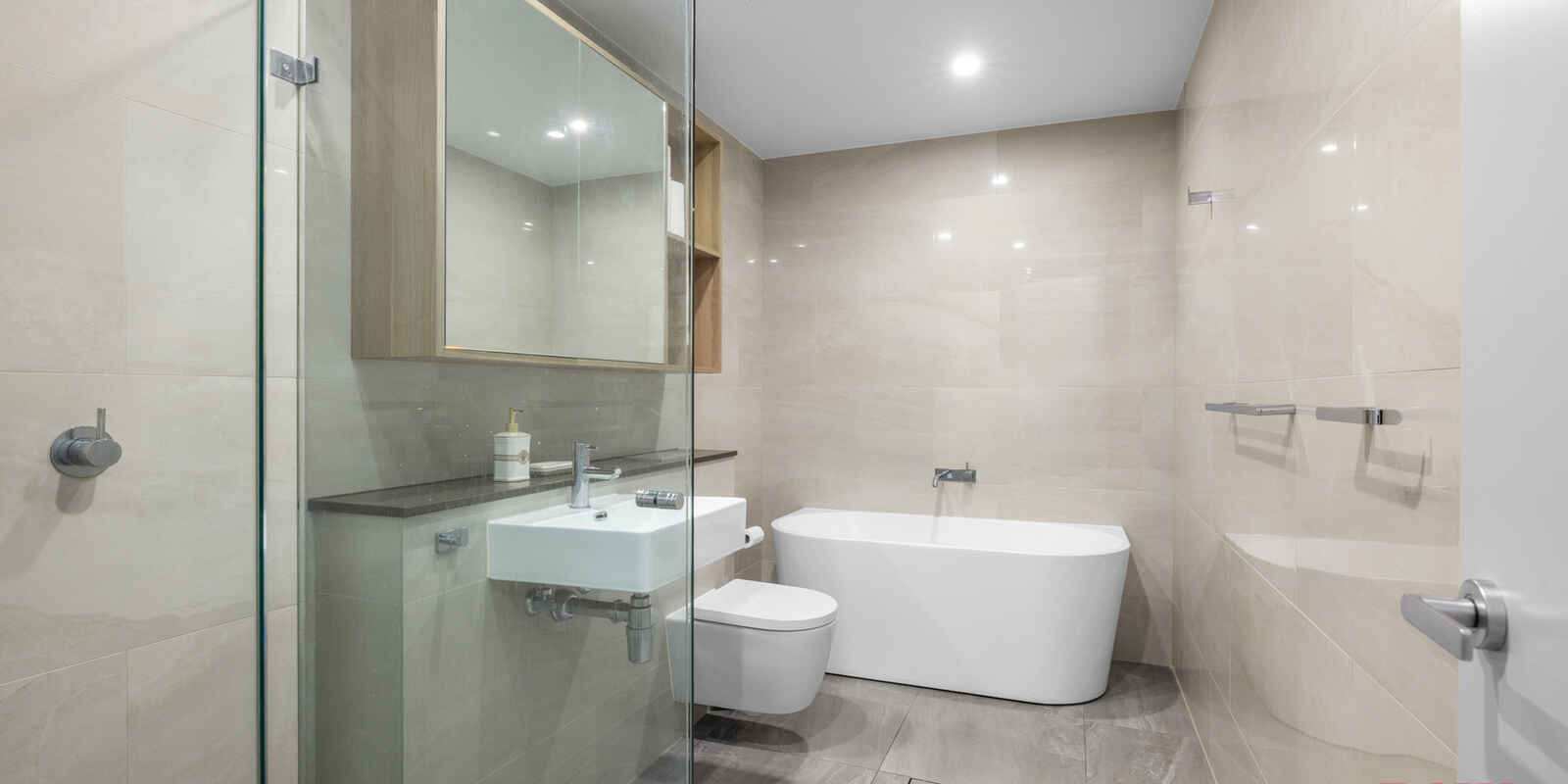 623/9 Oscar Place Eastgardens