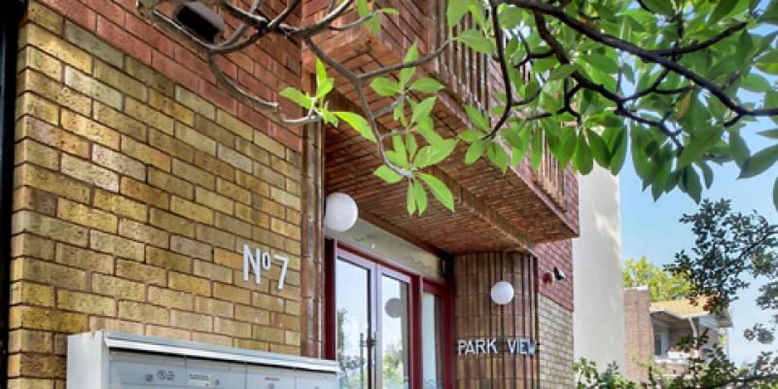 21/7 St Neot Avenue Potts Point