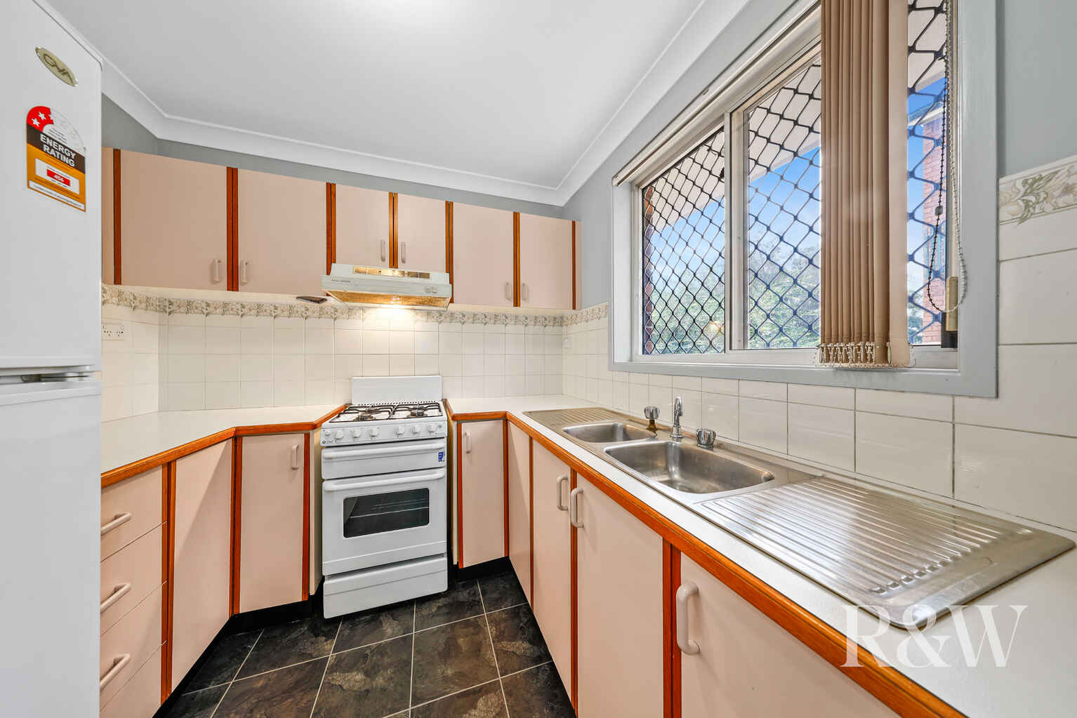 13/37 RUDD ROAD Leumeah