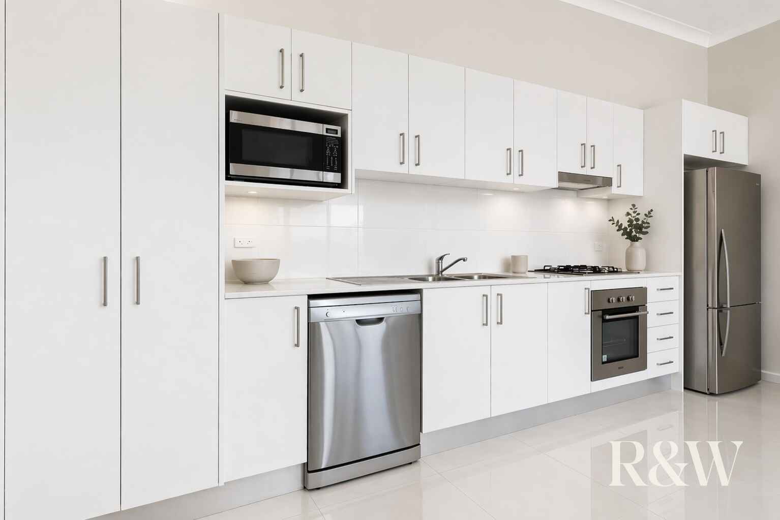 14/125 MEMORIAL AVENUE Liverpool