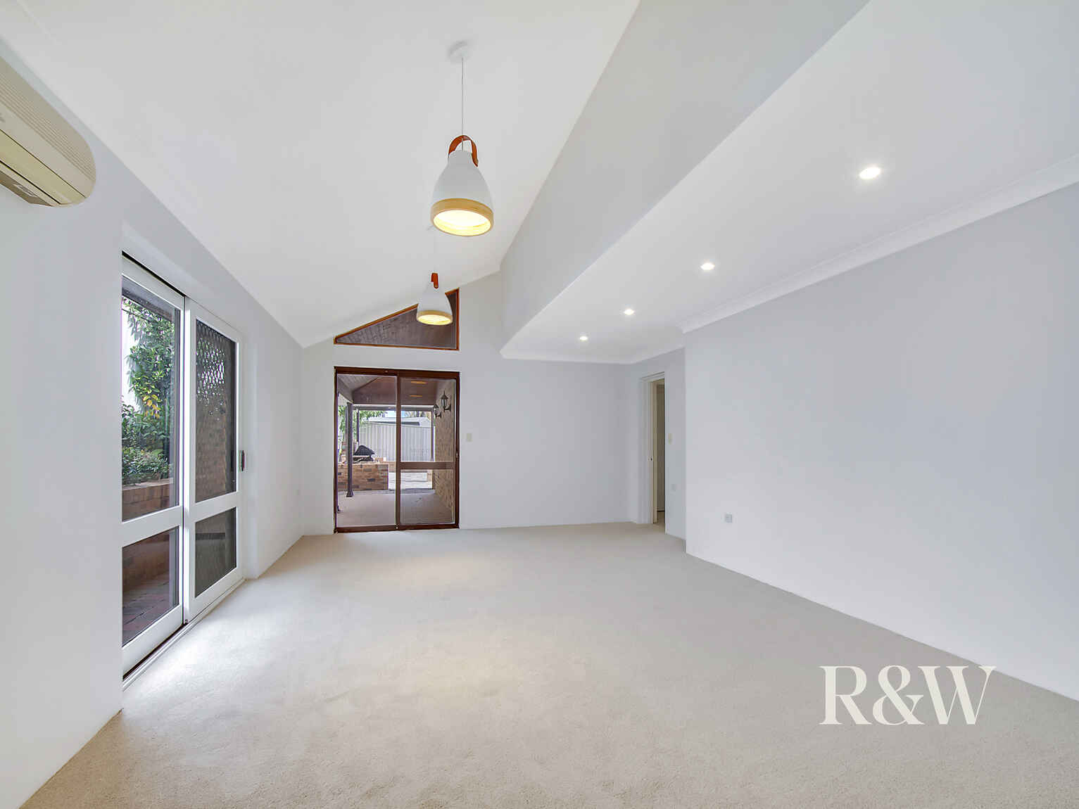 36 Ontario Avenue St Clair