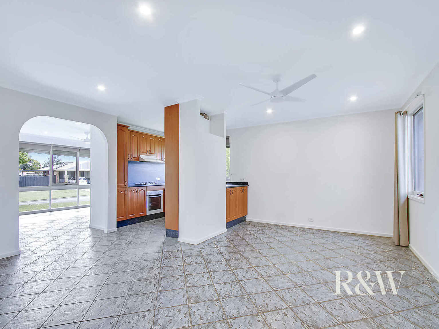 36 Ontario Avenue St Clair