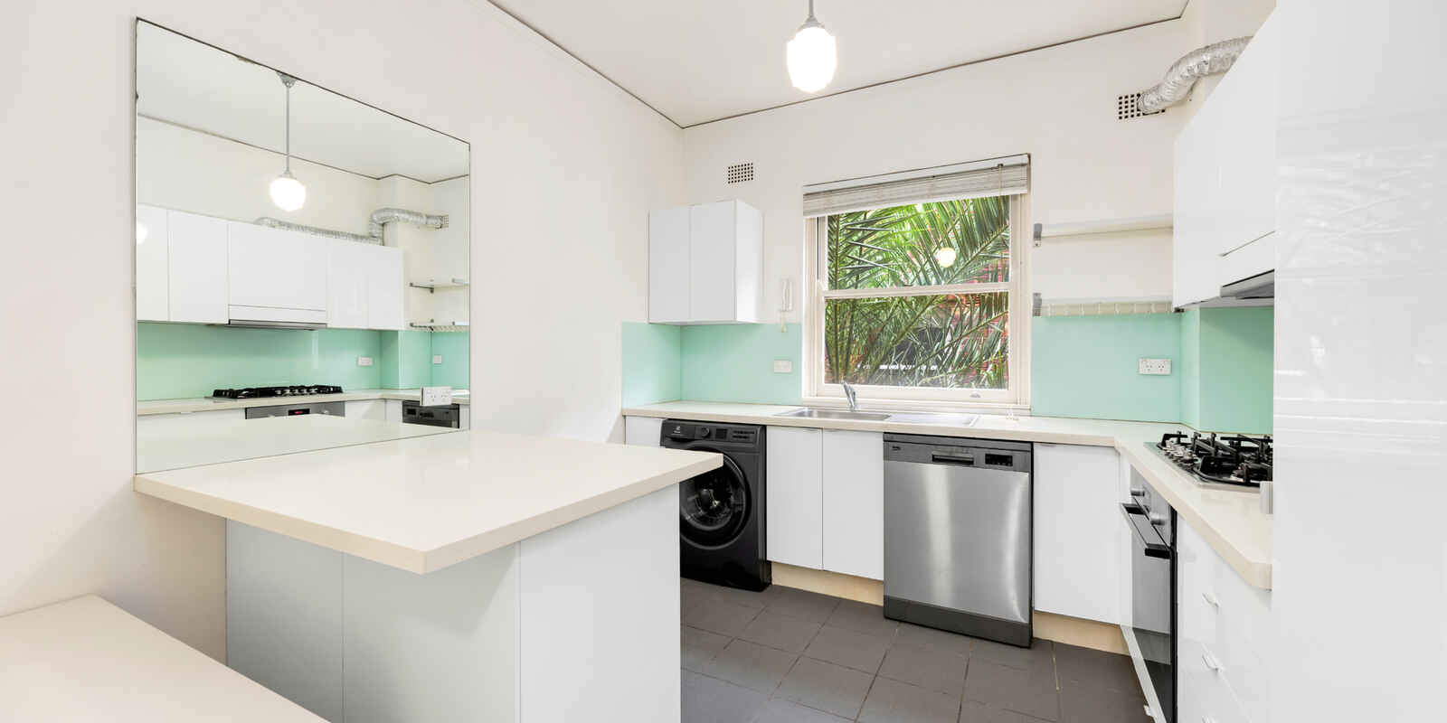 8/17 Penkivil Street Bondi