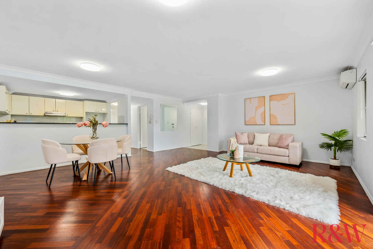 18/11 Thorpe Avenue Liberty Grove