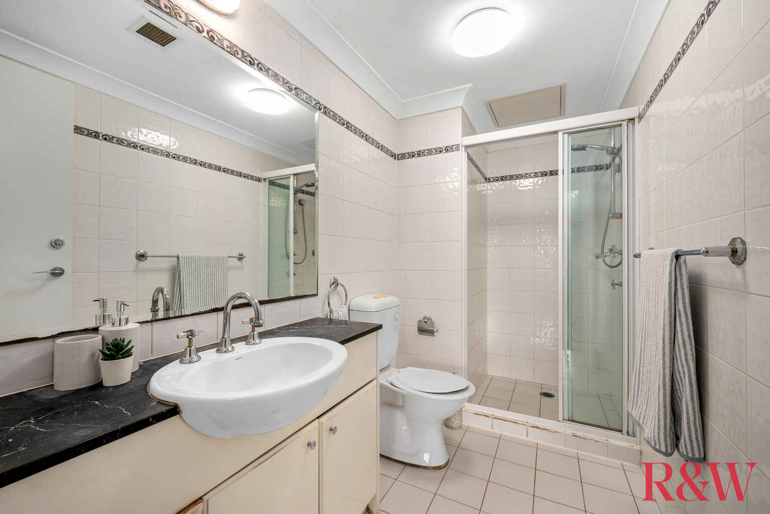 18/11 Thorpe Avenue Liberty Grove