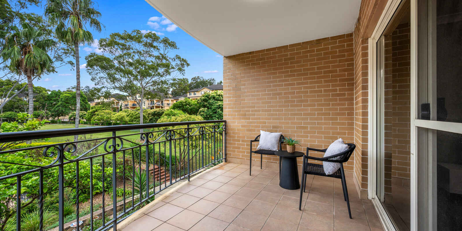 18/11 Thorpe Avenue Liberty Grove