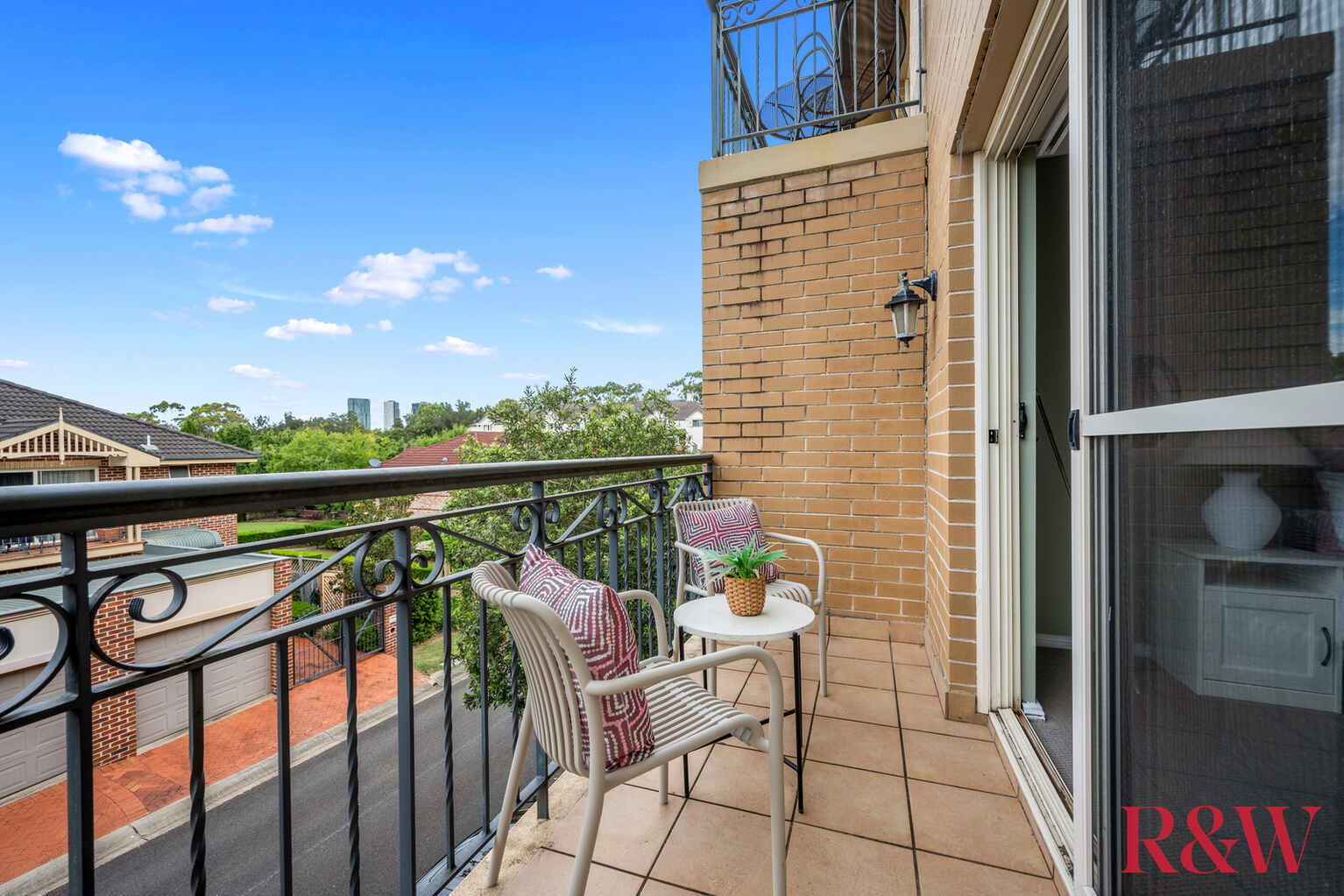 18/11 Thorpe Avenue Liberty Grove