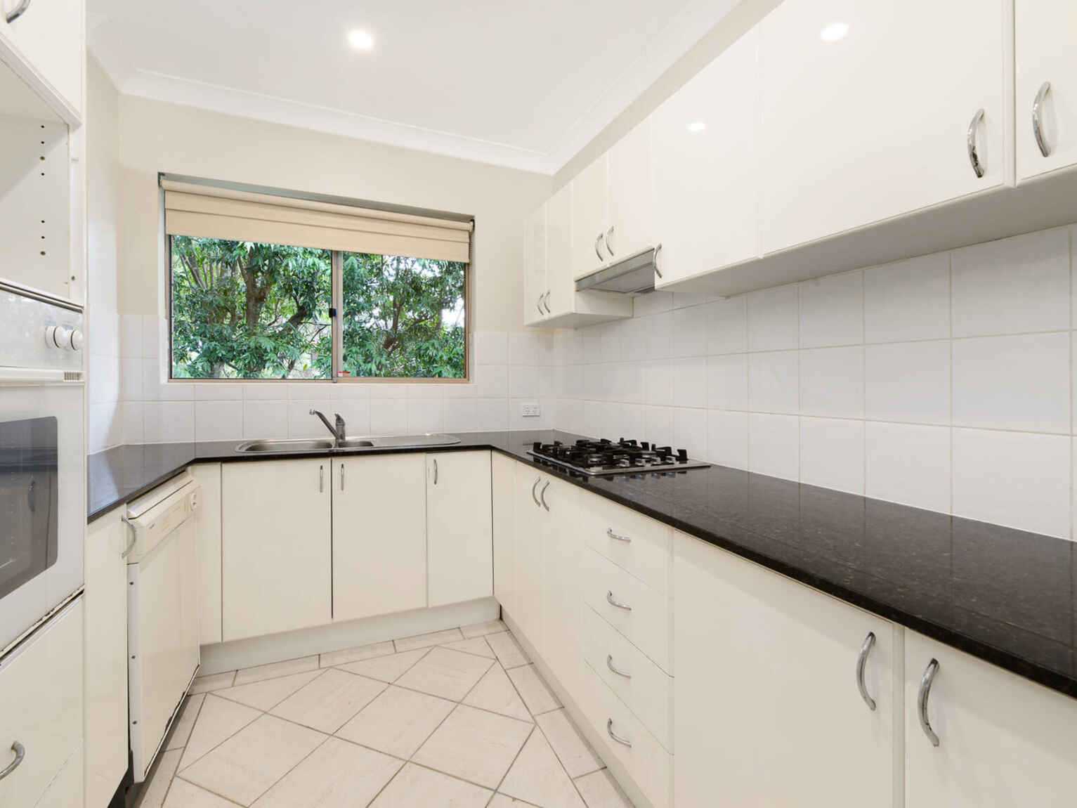 19/11-13 Whitton Road Chatswood