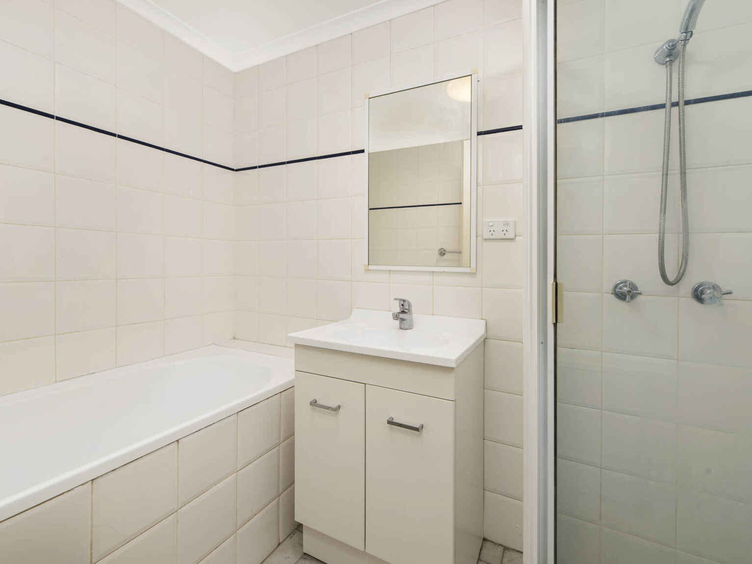 19/11-13 Whitton Road Chatswood