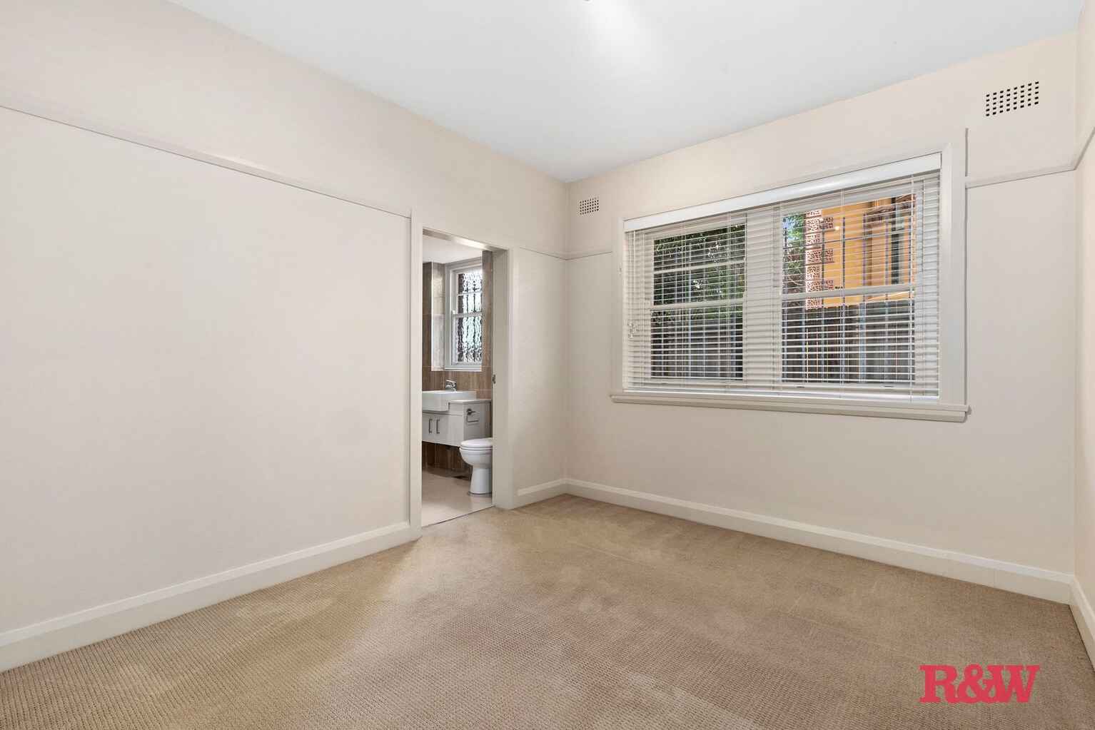 2/164 Glebe Point Road Glebe