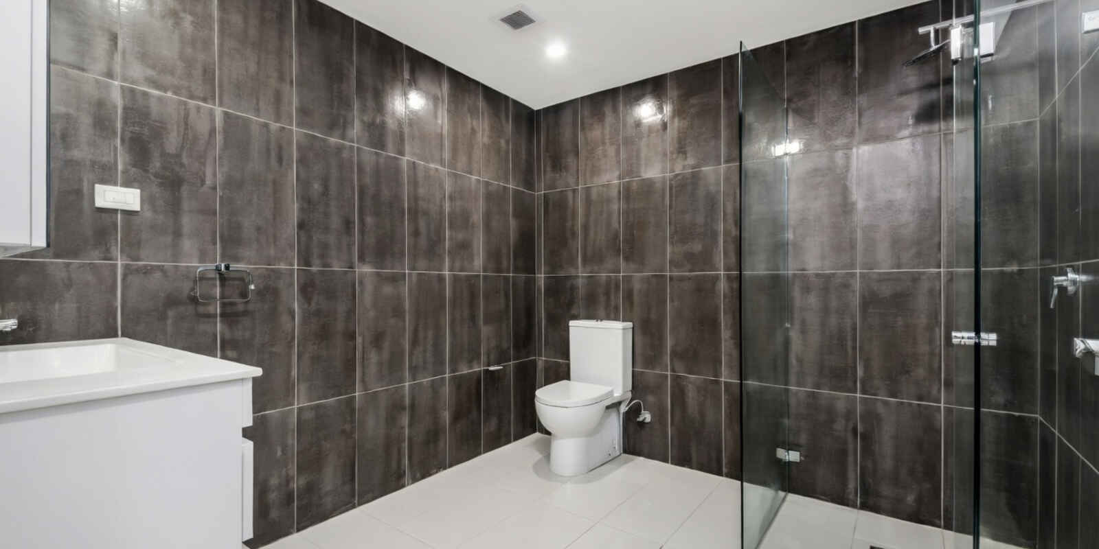 g02/18 Harrow Road Auburn