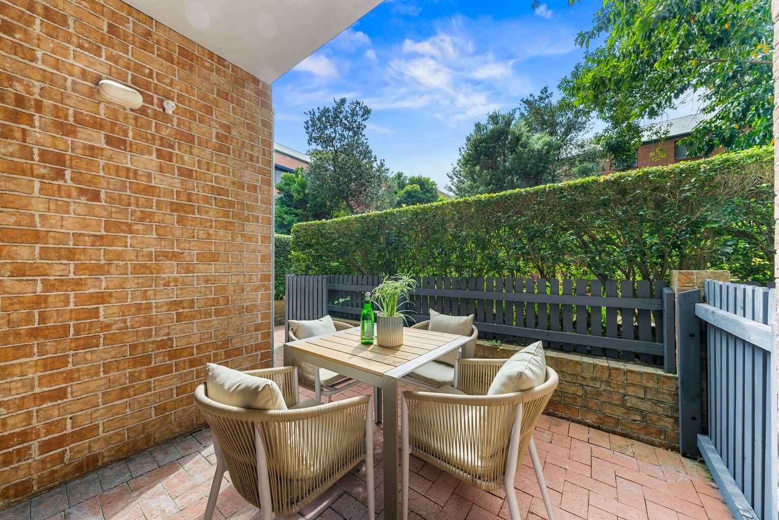 5/2 Kensington Mews Waterloo