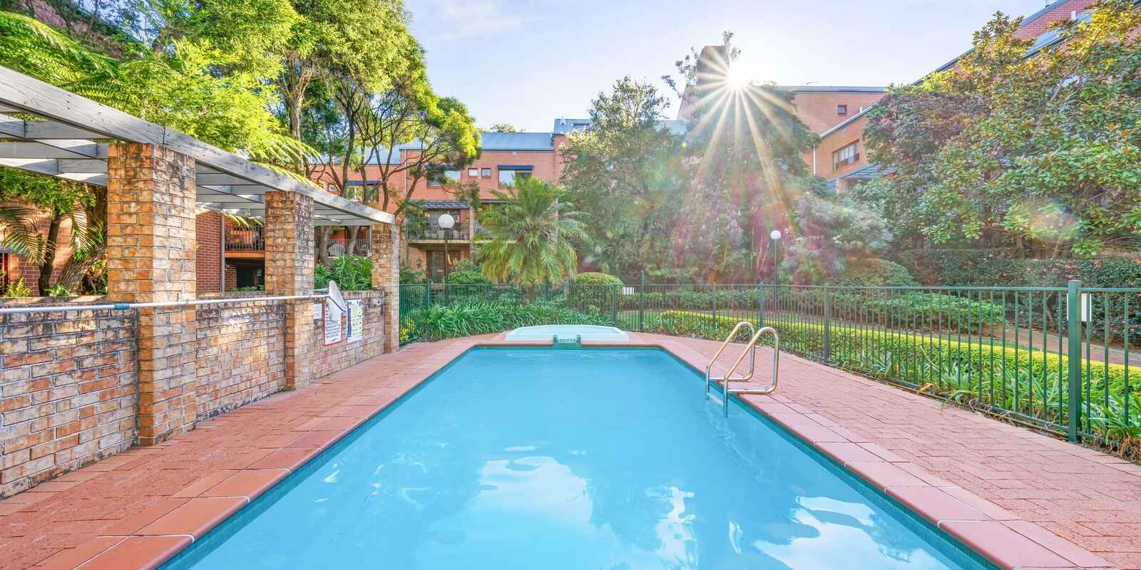 5/2 Kensington Mews Waterloo