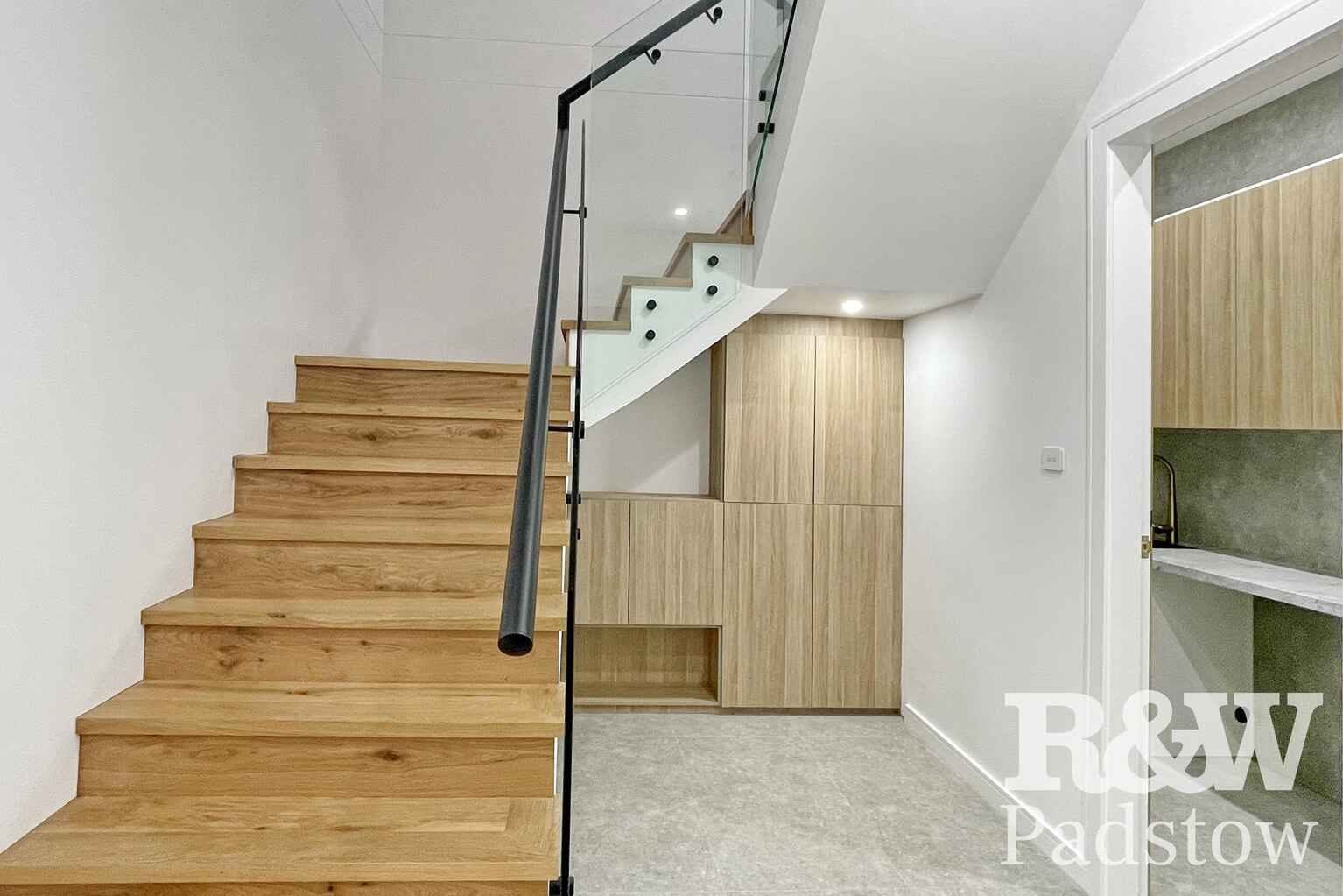 15A Creswell Street Revesby