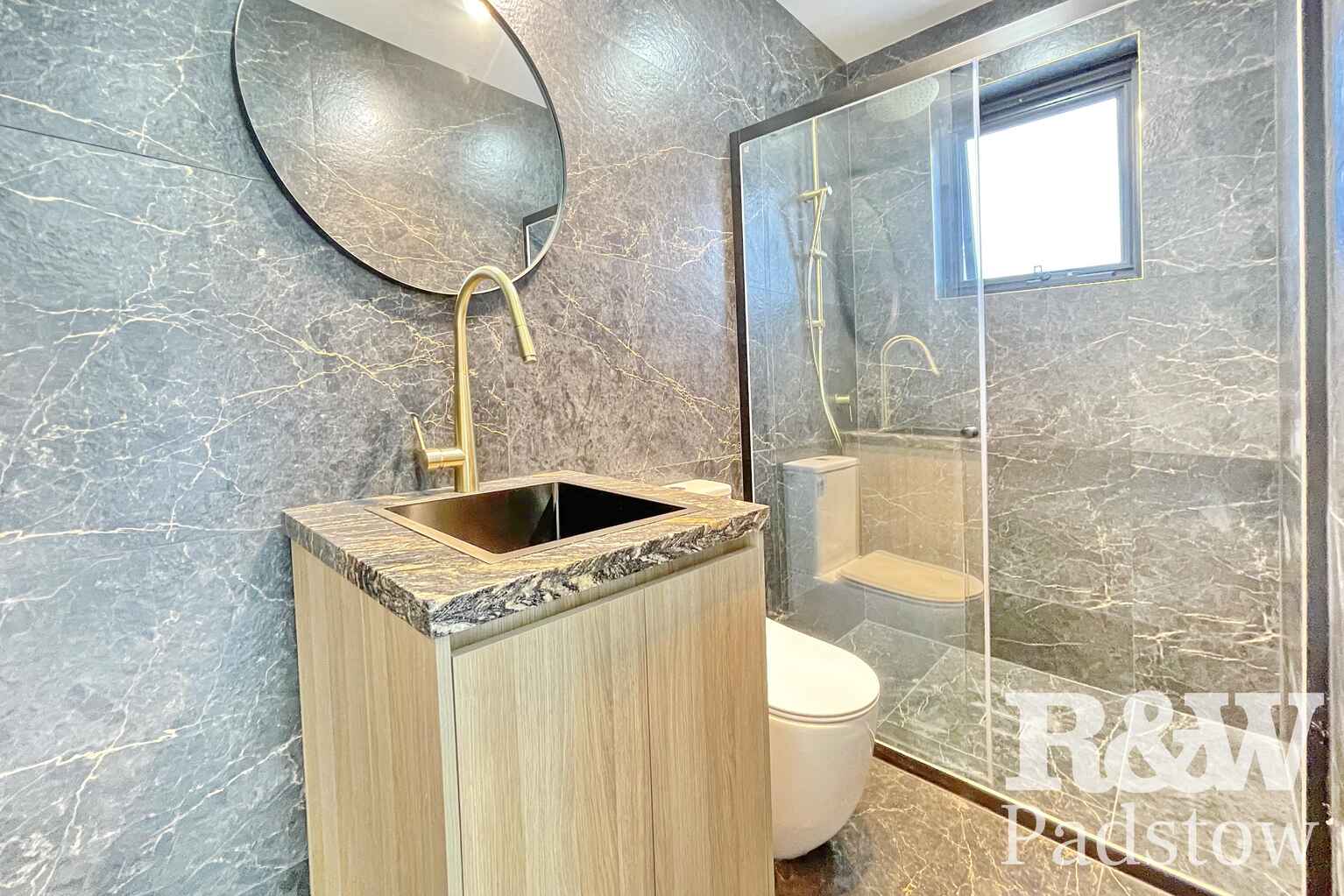 15A Creswell Street Revesby